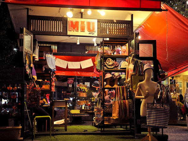 Insider Guide to Boutique Shopping Destinations with Timeless Style
