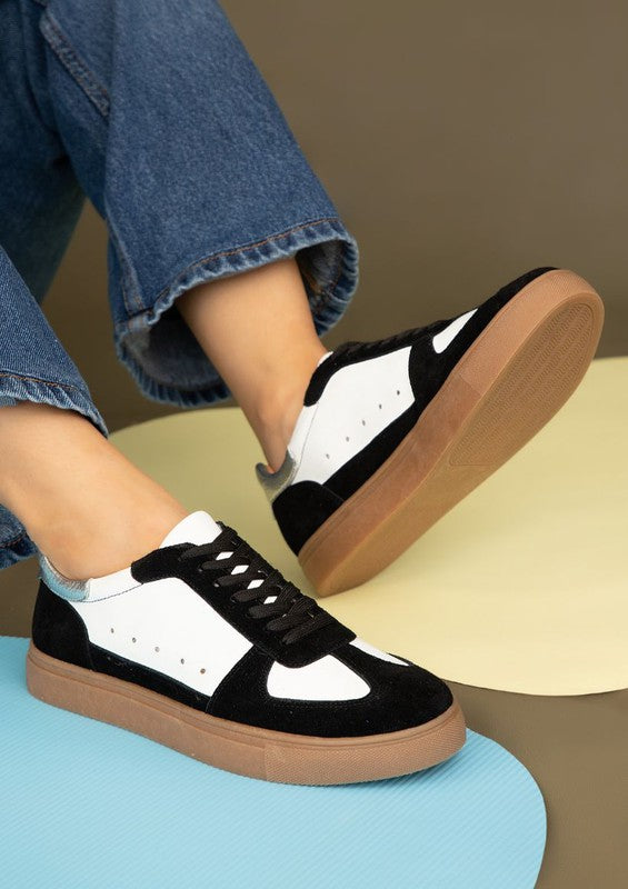 Katie Classic Sneakers - HOUSE OF SHE