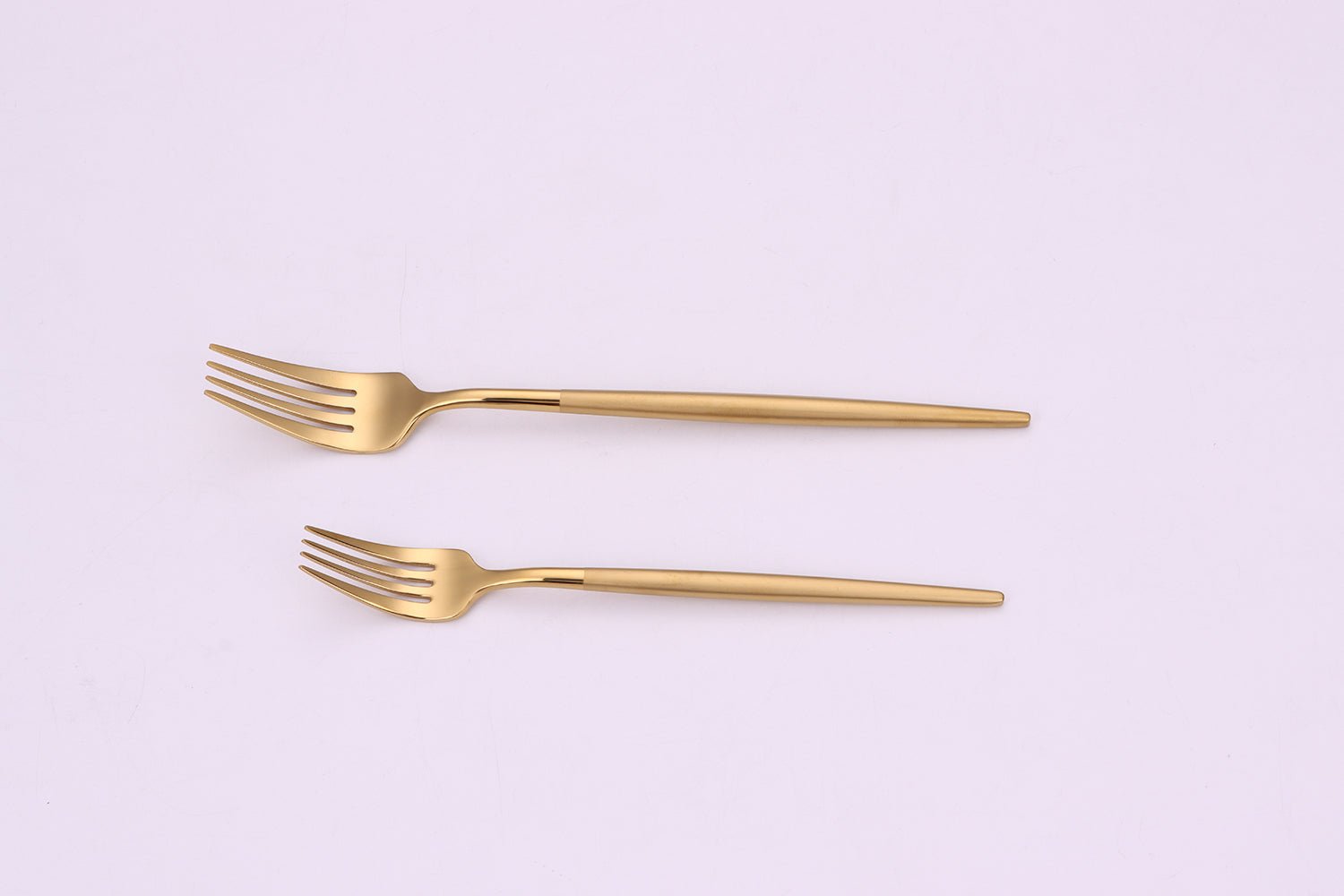 Morne 20 Pc Gold Flatware Set with Matte Handles, Service for 4 - HOUSE OF SHE