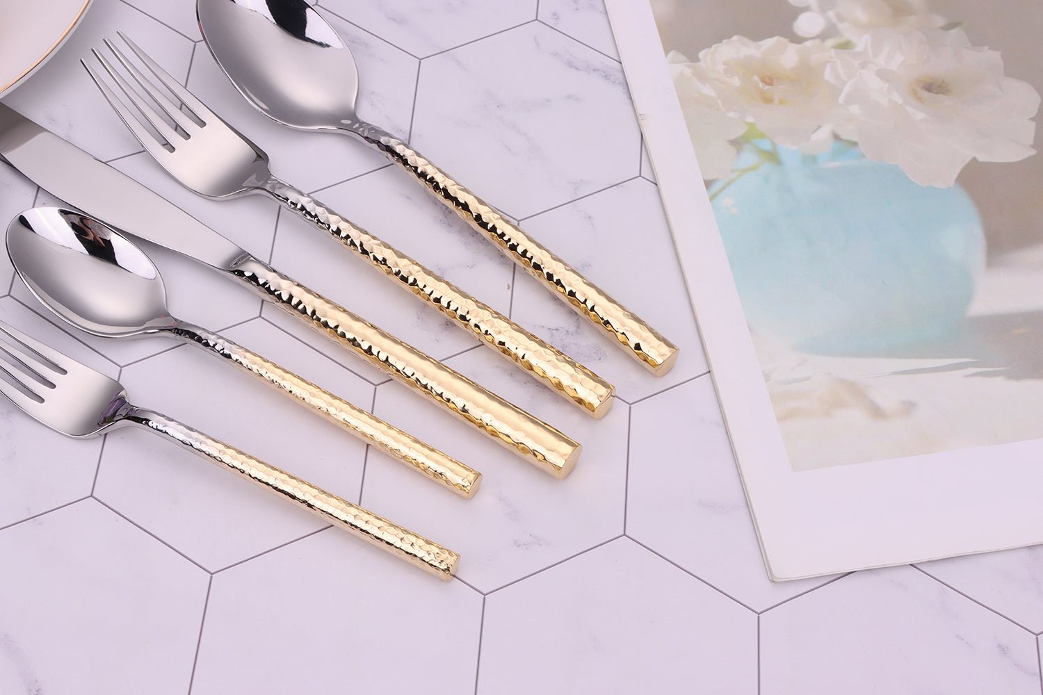 Pexo 20 Pc Flatware Set Graduated Gold Handles, Service for 4 - HOUSE OF SHE