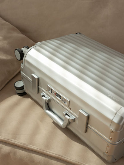 SPACE Aluminum Suitcase Silver - HOUSE OF SHE