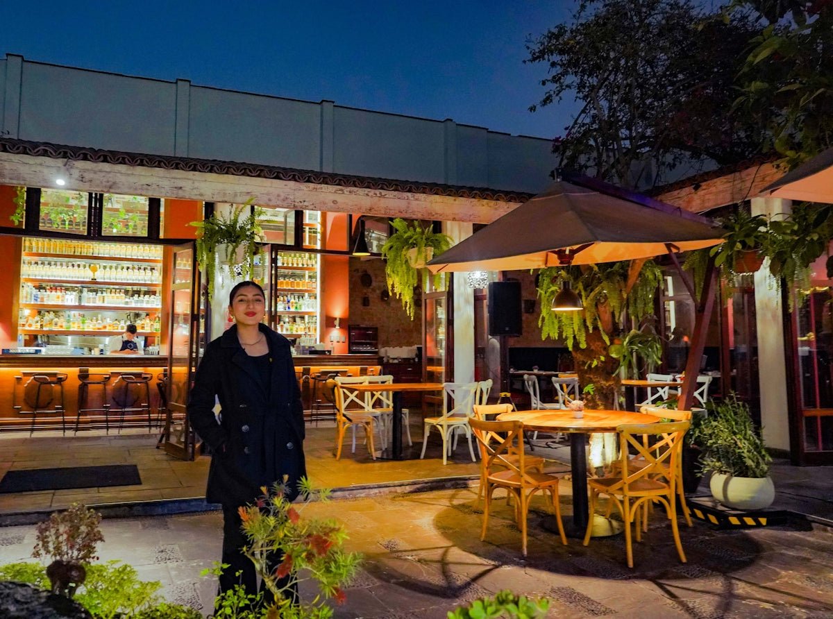 Navigate Beautiful Restaurants for Chic Travel Style - HOUSE OF SHE