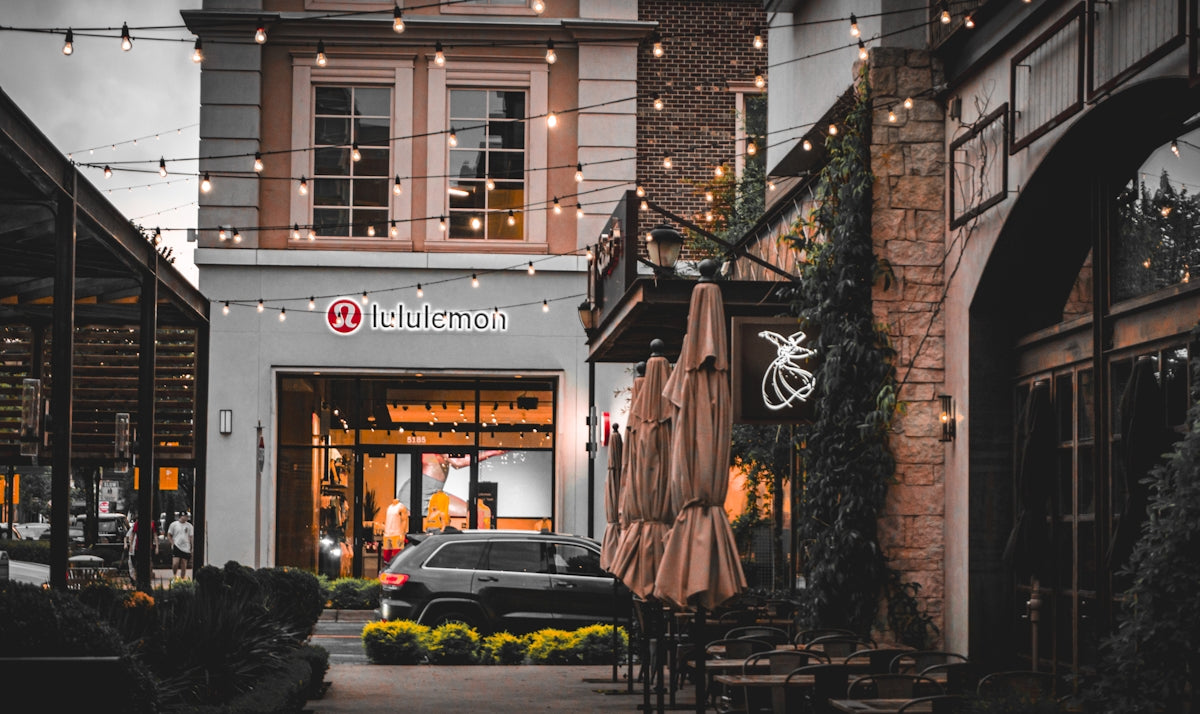 a car parked in front of a restaurant