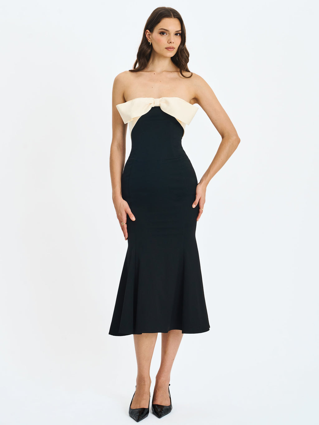 Saige Black Mermaid Maxi Dress with Ivory Bow Bustline