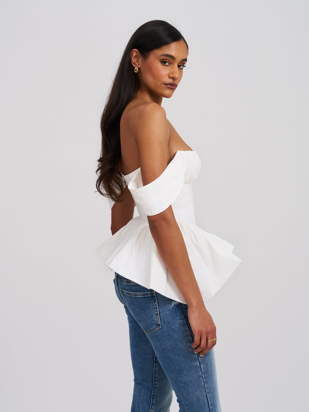 Qistina White Off-shoulder Bubble Hem Peplum Cotton Top