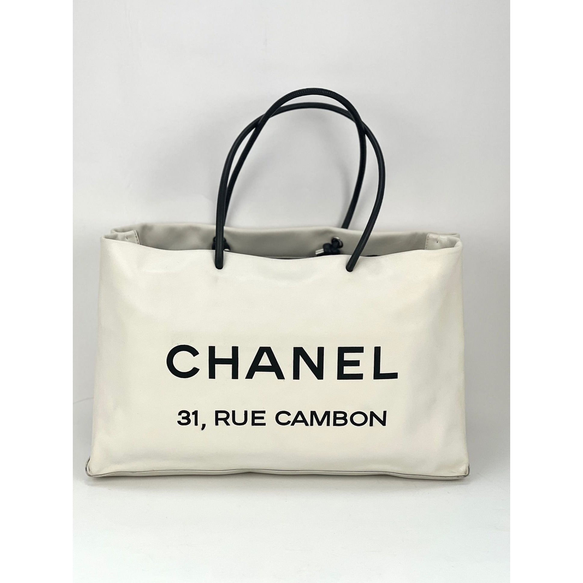 Chanel Essential 31 Rue Cambon Slopping White Leather Tote - HOUSE OF SHE