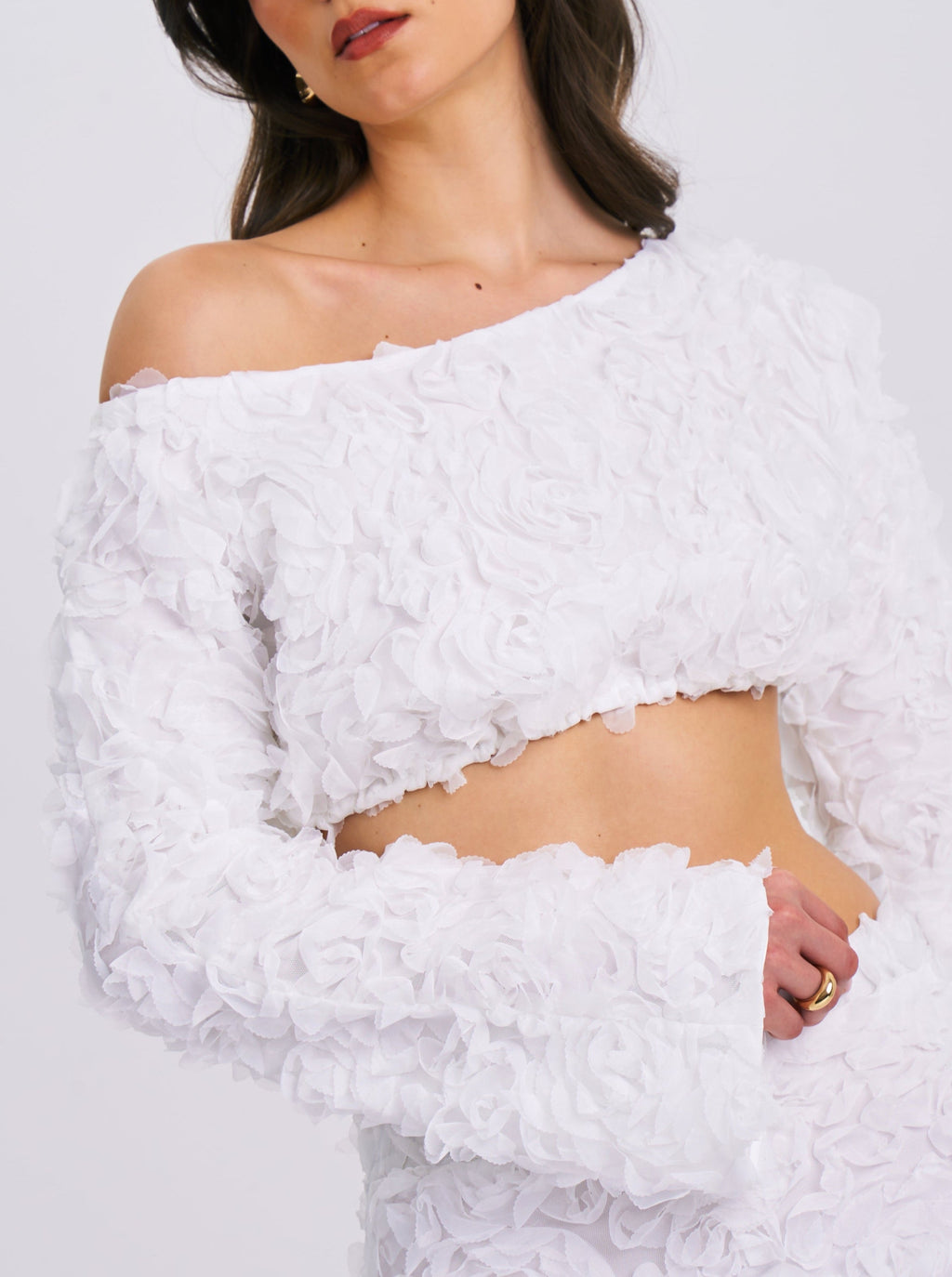 Qiana White Floral Appliqué Long Sleeve Off Shoulder Crop Top - HOUSE OF SHE