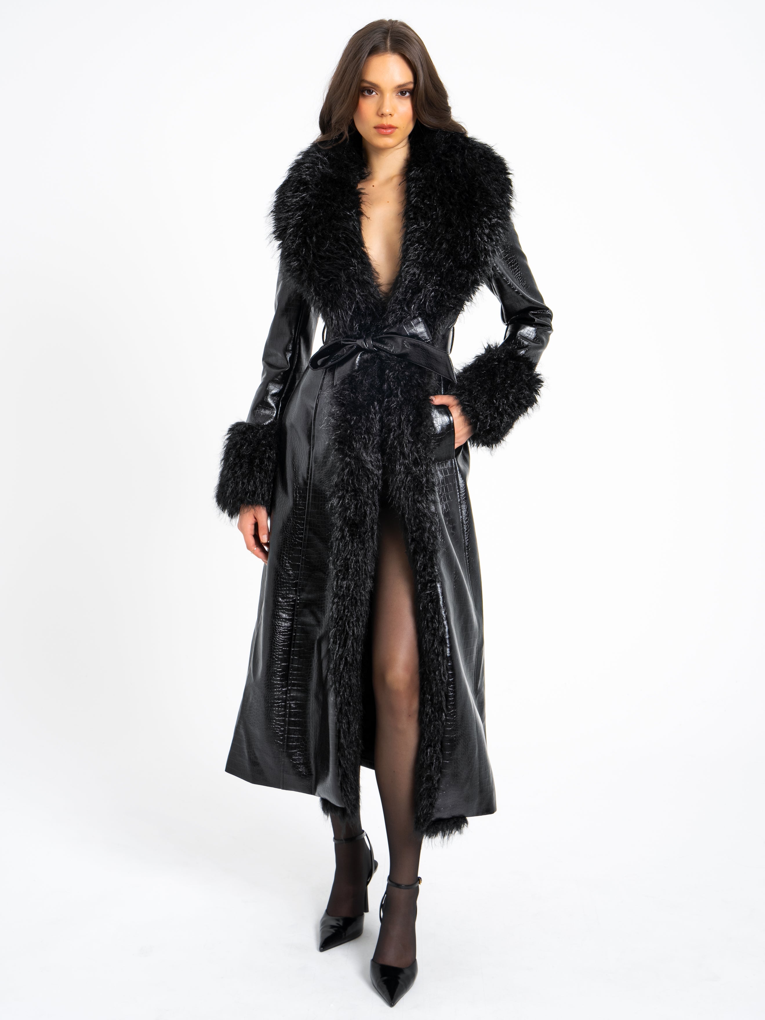 ルサロンディ　マドモアゼルファーン　ブラック Zella Black Fur Vegan Croc Leather Coat – HOUSE OF SHE