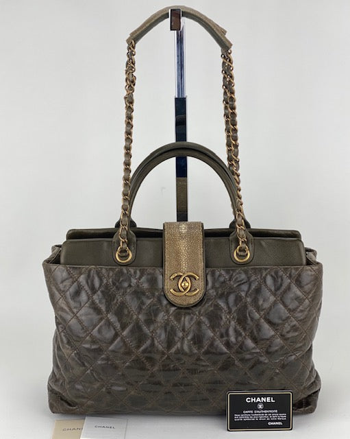 CHANEL Glazed Calfskin Shagreen Large Bindi CC Grey Tote Hand Bag - HOUSE OF SHE