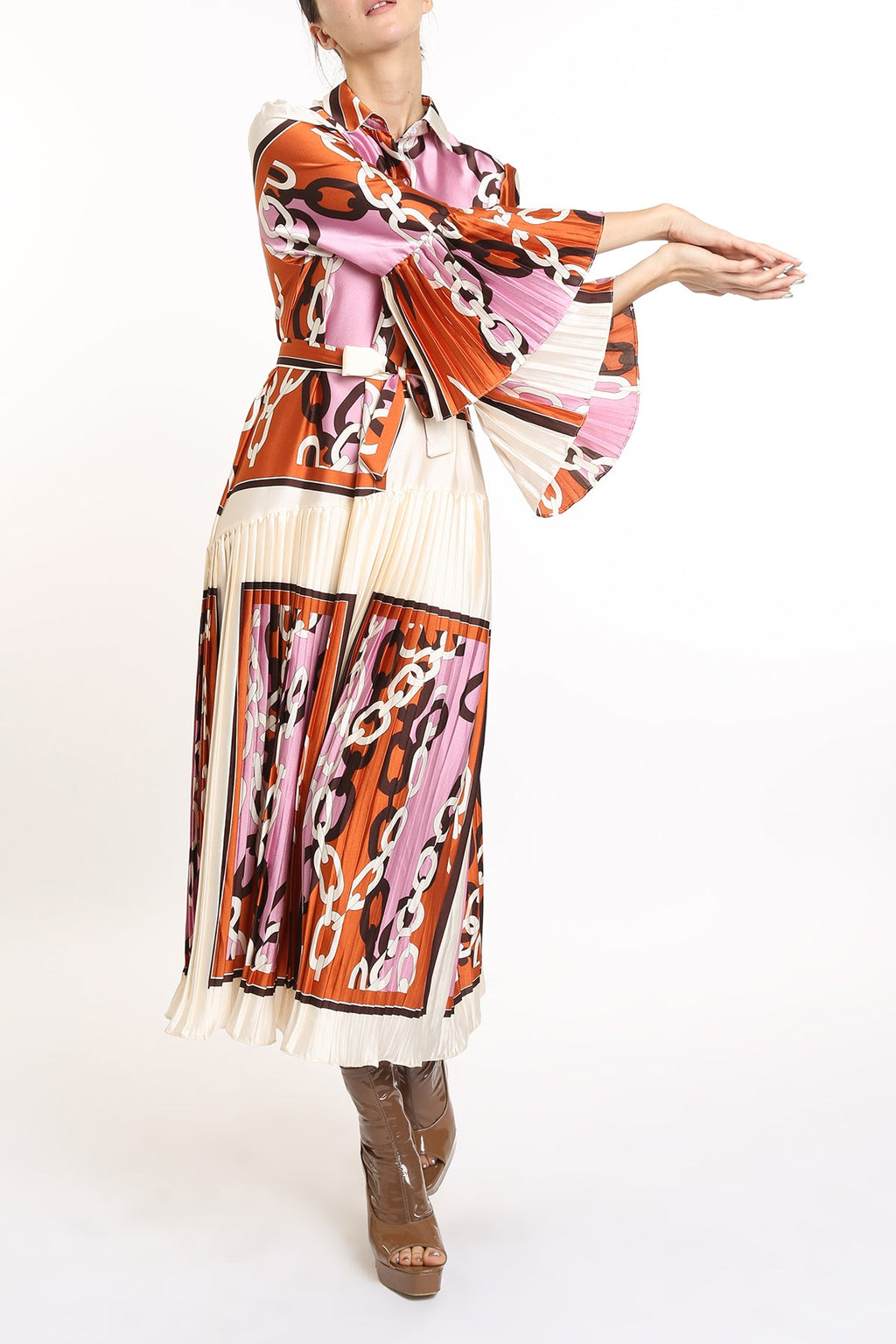 Avery Chain Link Patterned Partial Pleat Maxi Dress - HOUSE OF SHE