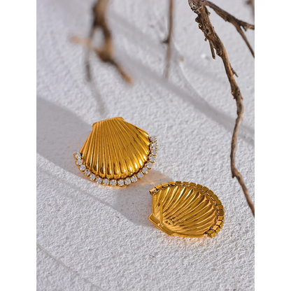 Mia Shell Stud Earrings