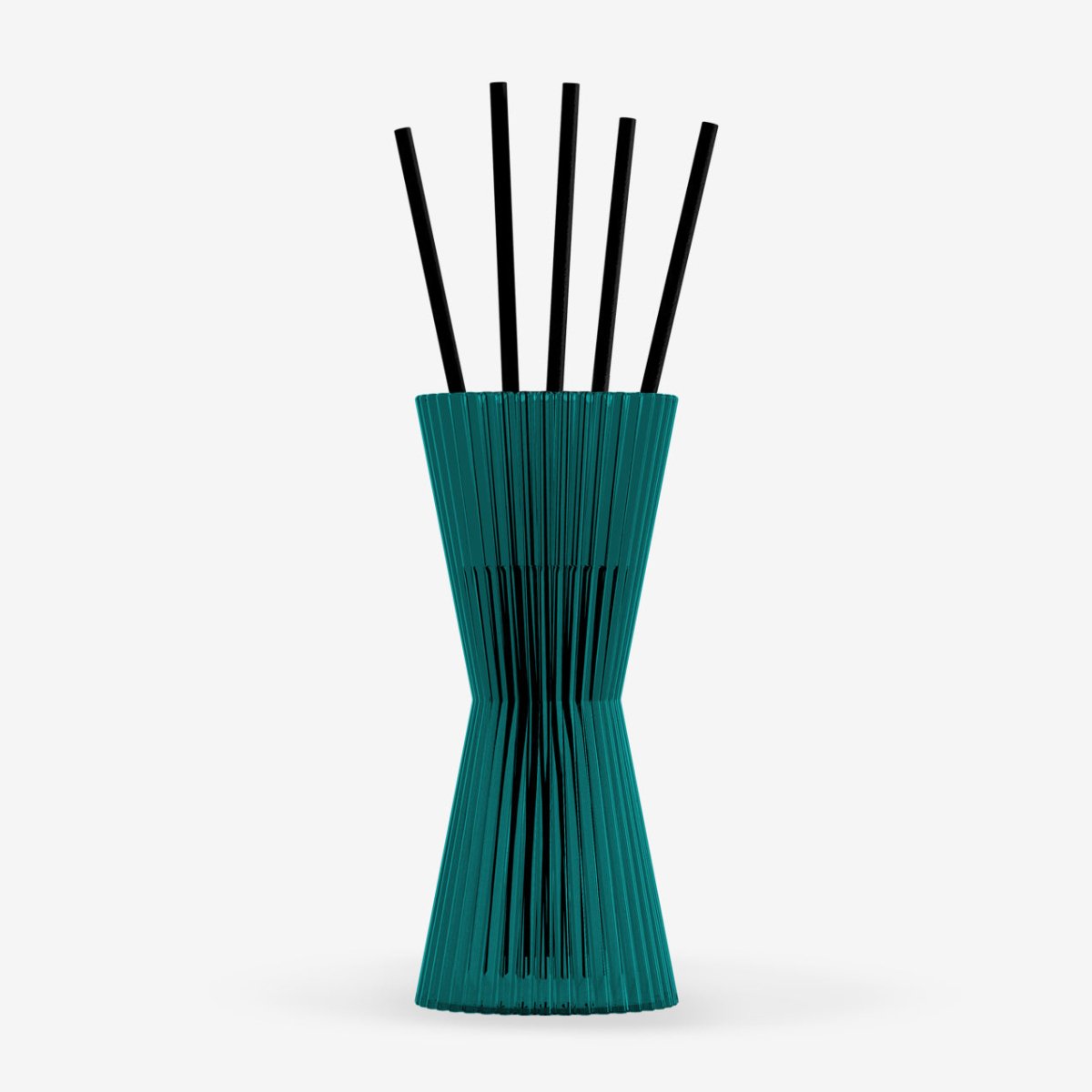 AIZ Reed Diffuser in Cedar & Black Cherry - HOUSE OF SHE