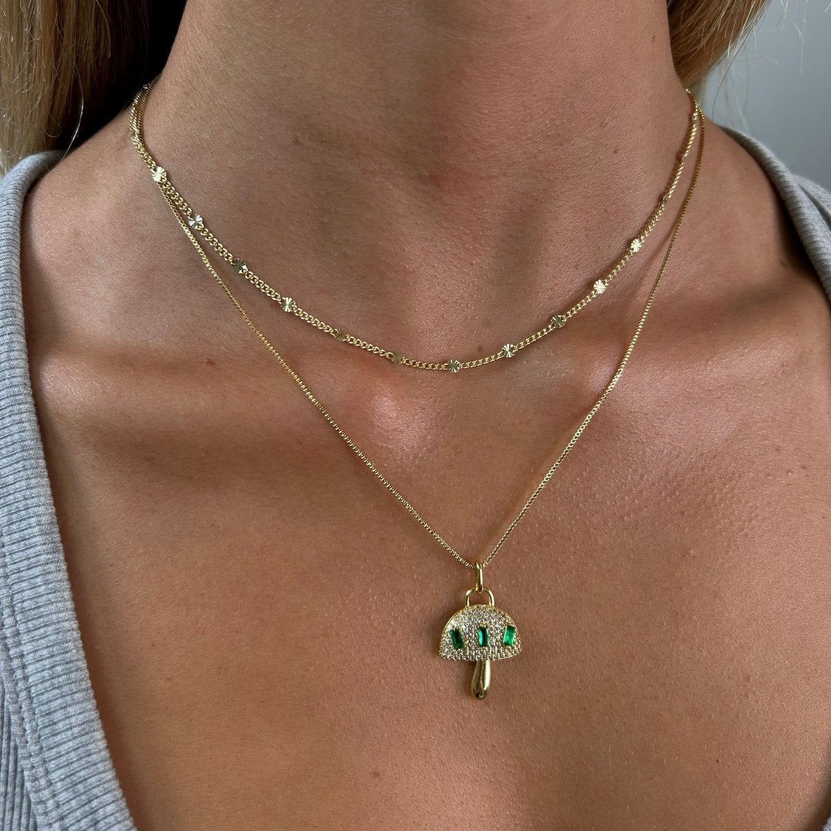 Alice Emerald Mushroom Pendant Necklace - HOUSE OF SHE