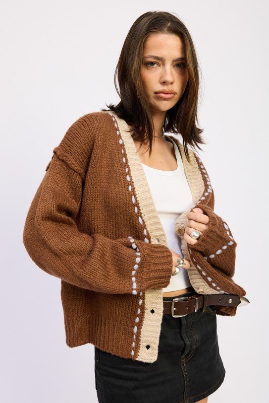 BUTTON DOWN CONTRASTED CARDIGAN - HOUSE OF SHE