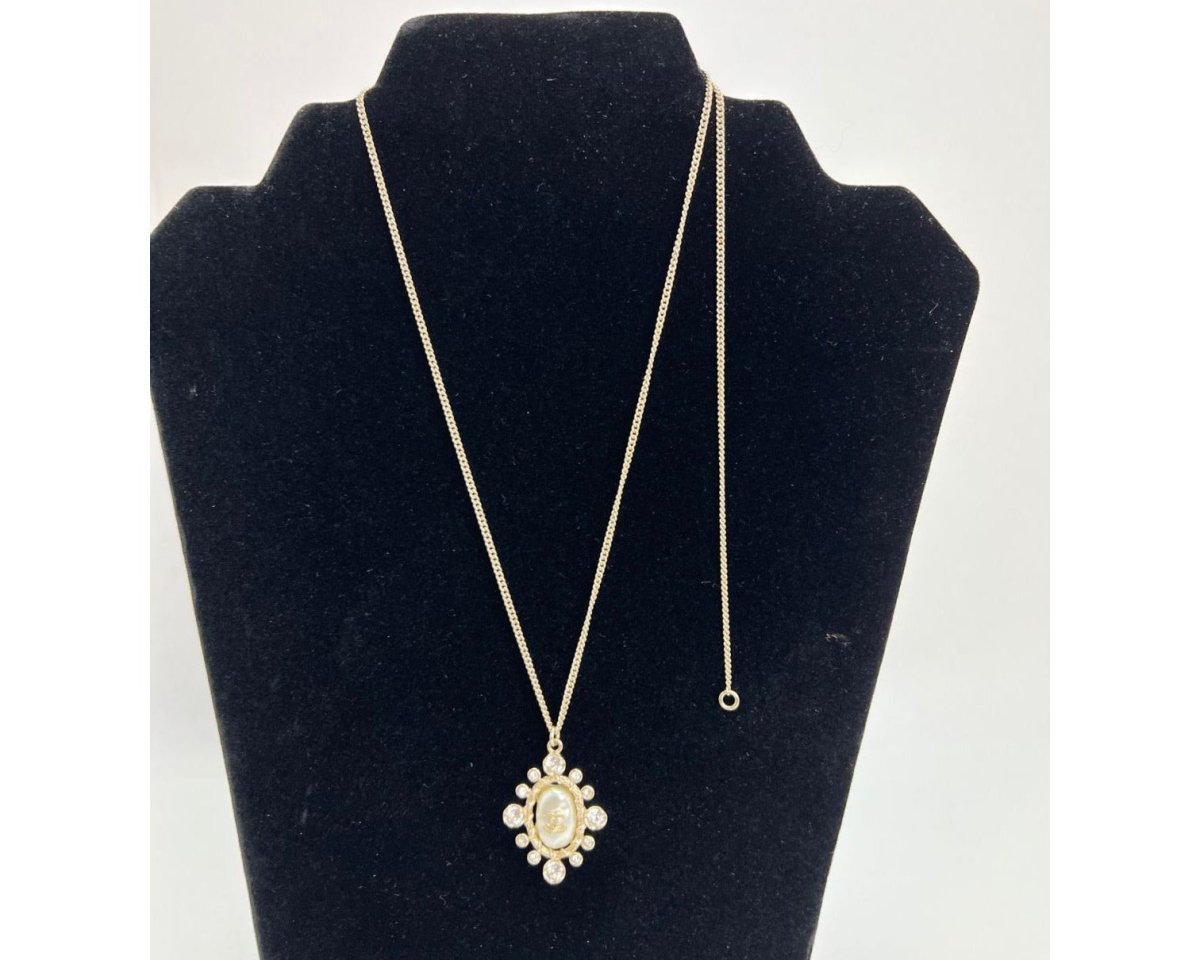 Chanel Crystal CC Necklace Gold Pearly Fashion Jewelry - HOUSE OF SHE
