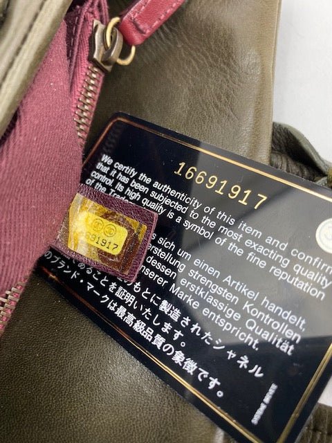 CHANEL Glazed Calfskin Shagreen Large Bindi CC Grey Tote Hand Bag - HOUSE OF SHE