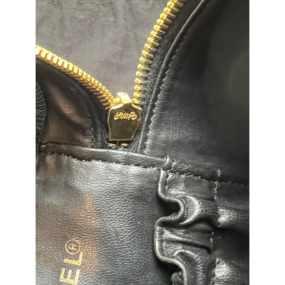 Chanel Vanity Cosmetic Case Black Caviar Leather Bag - HOUSE OF SHE