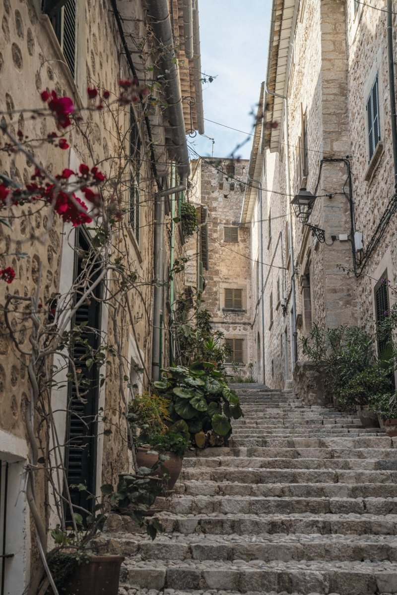 Charming Mallorca - HOUSE OF SHE
