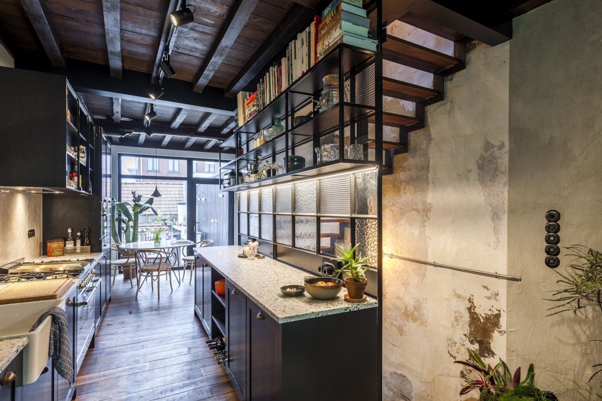Creative Homes - HOUSE OF SHE