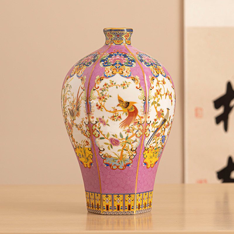 Elegant Enamel Porcelain Vase In A Regal Courtly Style - HOUSE OF SHE