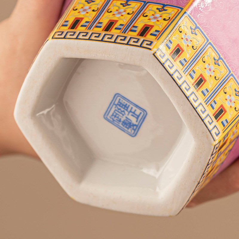 Elegant Enamel Porcelain Vase In A Regal Courtly Style - HOUSE OF SHE