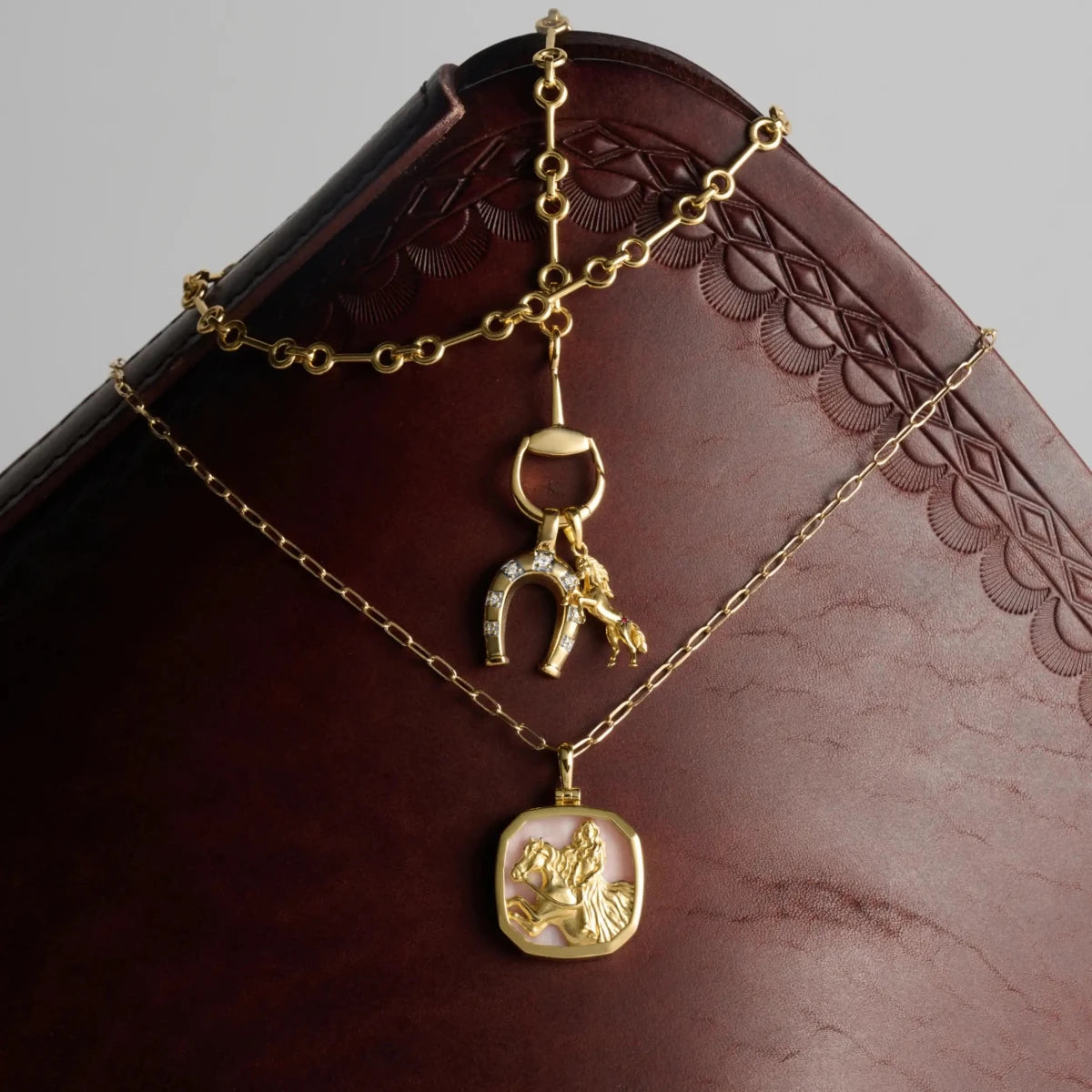 Horsebit Charm Link Necklace - HOUSE OF SHE
