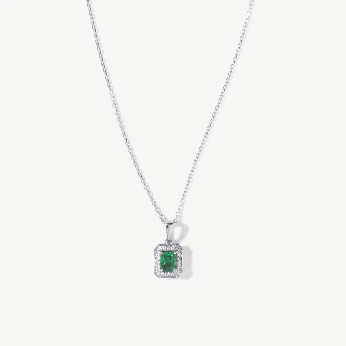 Lumière 18 Carat White Gold Emerald Necklace - HOUSE OF SHE
