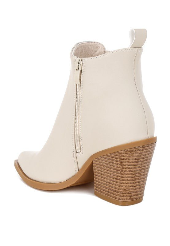 Melt Down Glitter Star Detail Chelsea Boots - HOUSE OF SHE