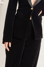 MIDNIGHT TUX WOVEN VELVET BLAZER - HOUSE OF SHE