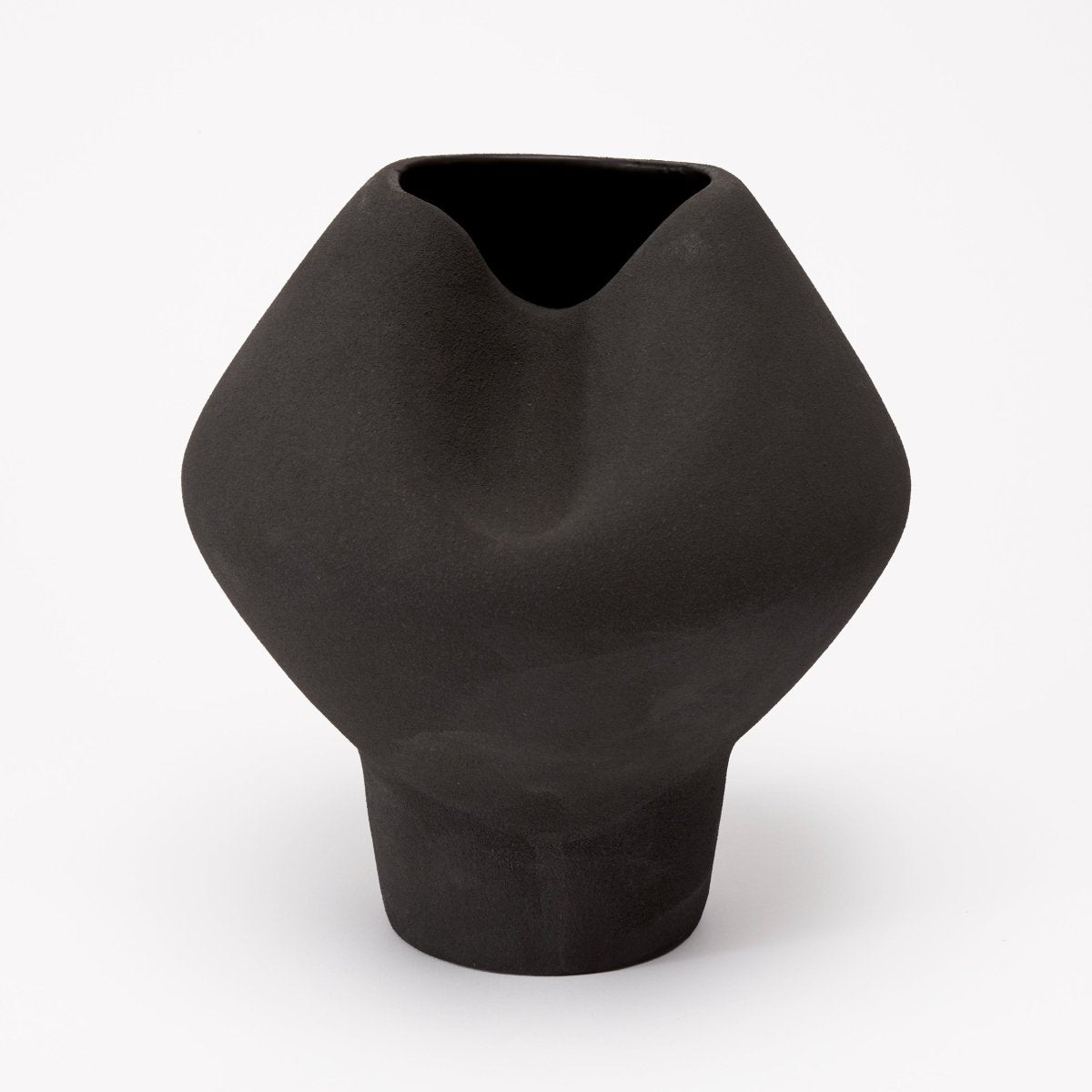 Nora Vase - HOUSE OF SHE