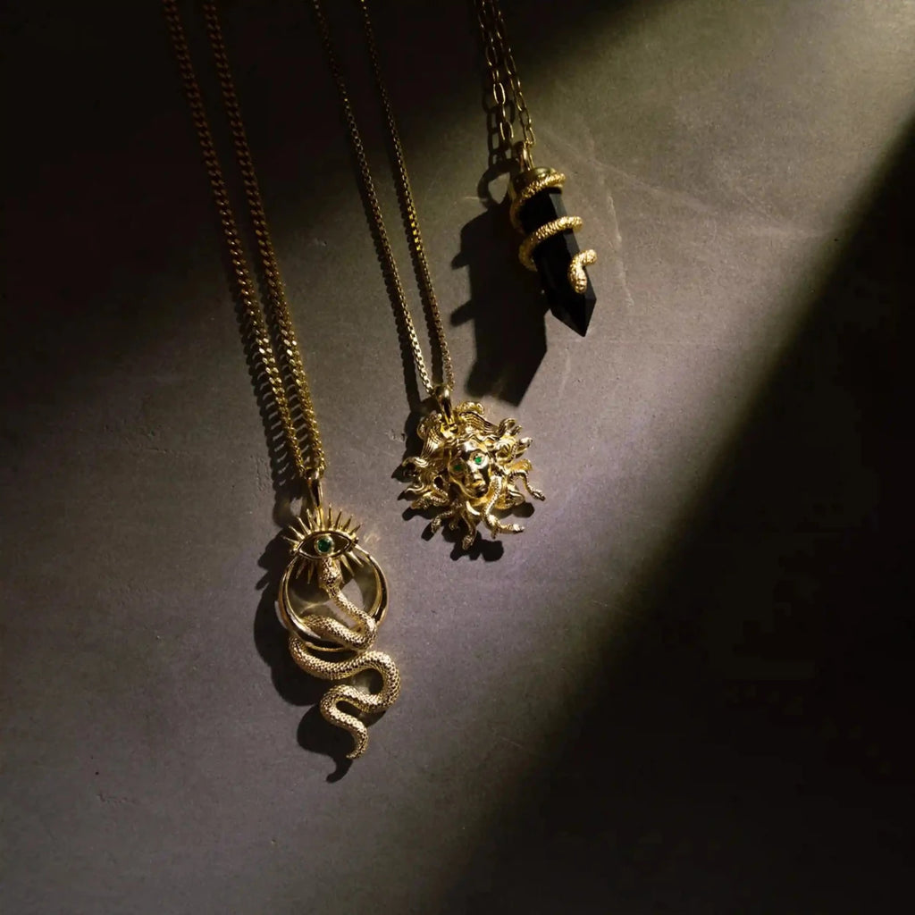 Onyx Crystal Snake Necklace - HOUSE OF SHE