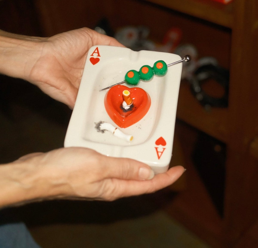 ROADSIDE CASINO ASHTRAY - HOUSE OF SHE
