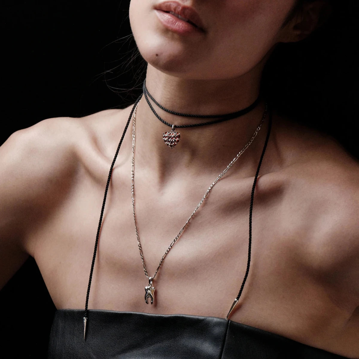 Sapphire Tooth Figaro Necklace - HOUSE OF SHE