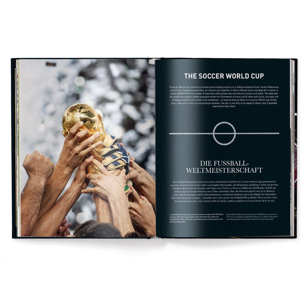 Soccer - The Ultimate Book - HOUSE OF SHE