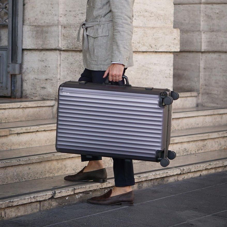 SPACE Aluminum Suitcase Gunmetal - HOUSE OF SHE