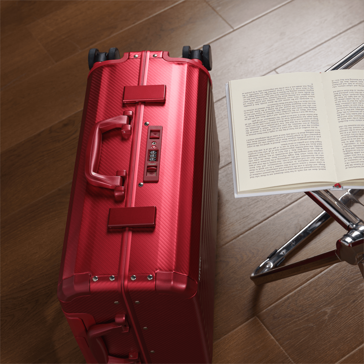 SPACE Aluminum Suitcase Red - HOUSE OF SHE