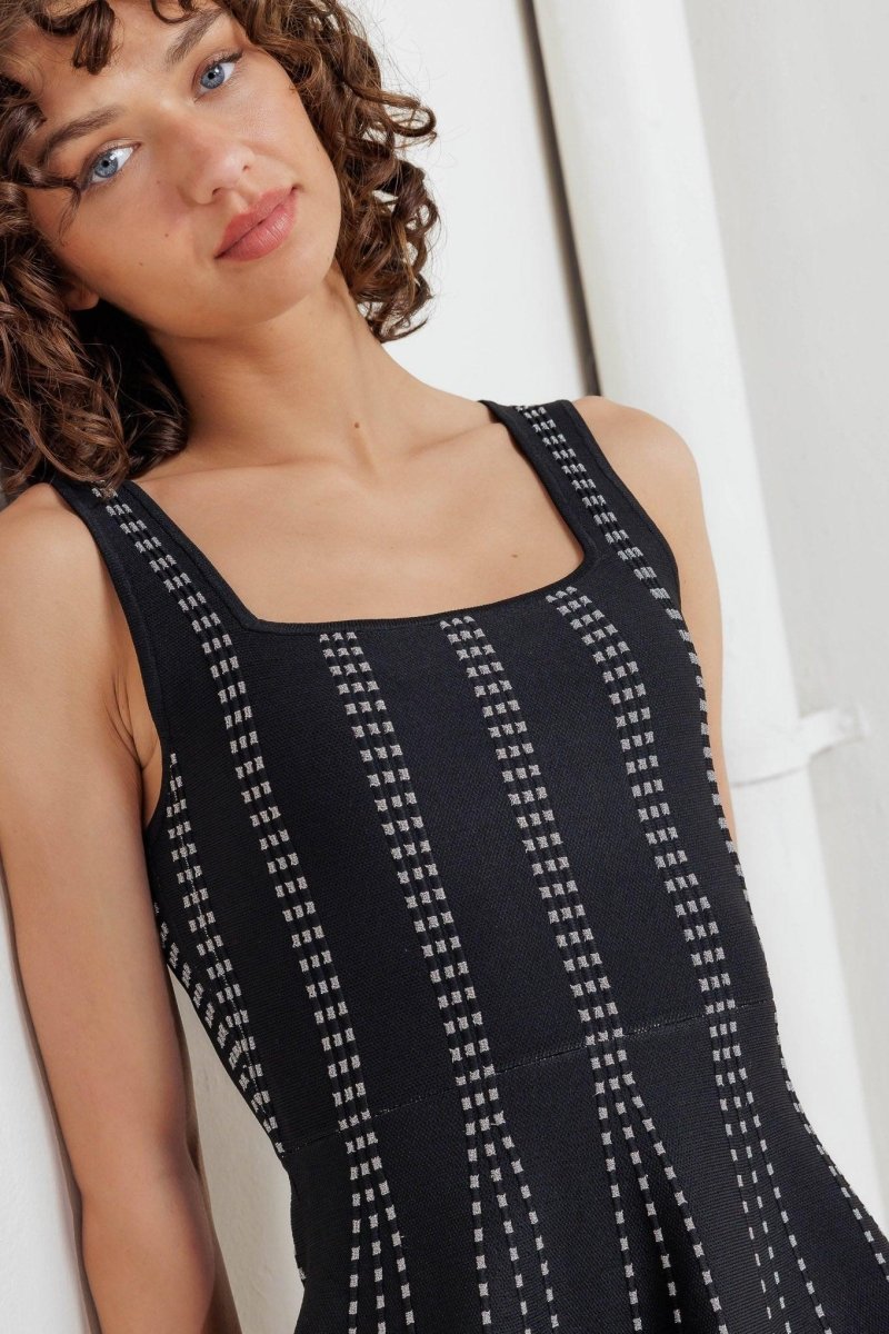 SUGAR STRIPE JACQUARD SWEATER MINI DRESS l FREEMARKET BLACK/SILVER / 2X