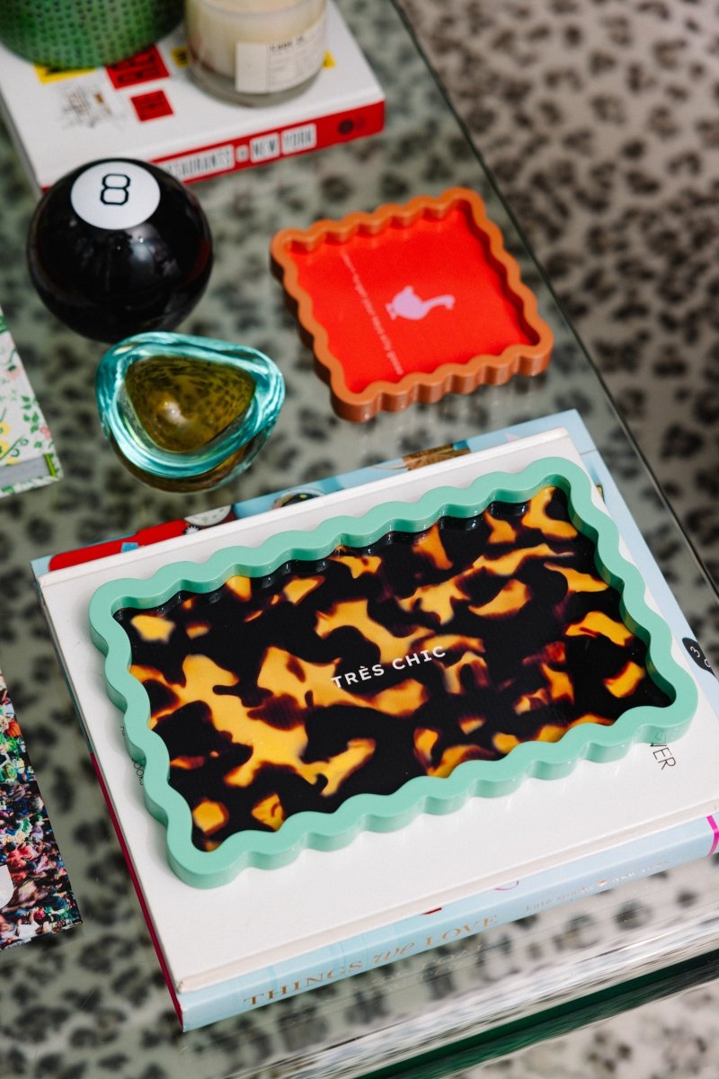 Tres Chic Lacquer Tray - HOUSE OF SHE