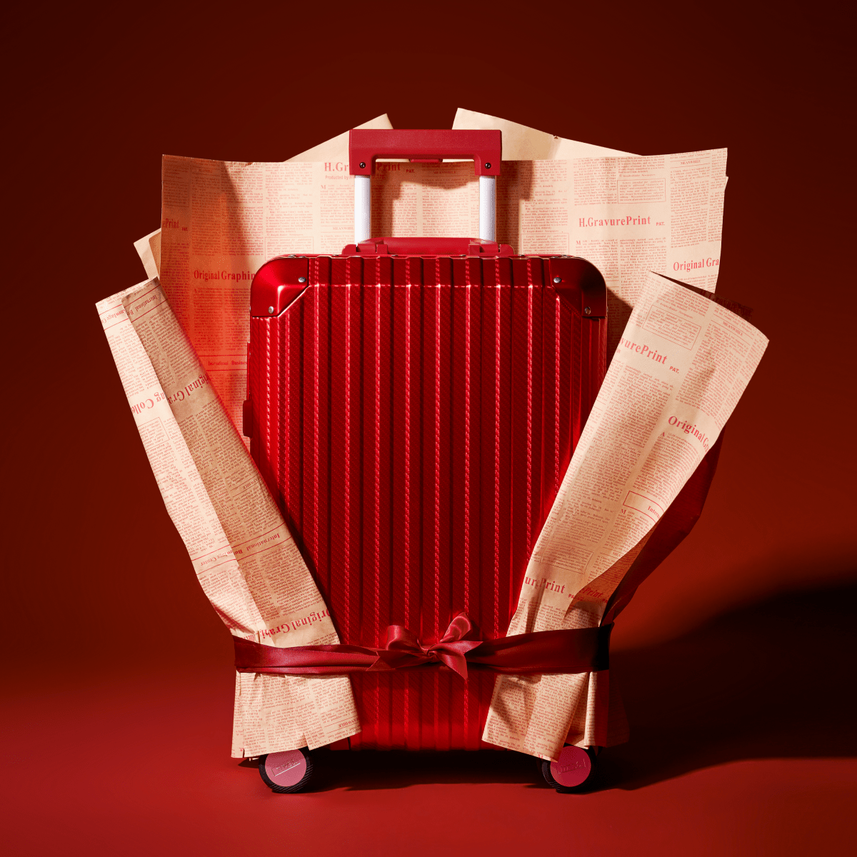 TREVA Aluminum Suitcase Red - HOUSE OF SHE