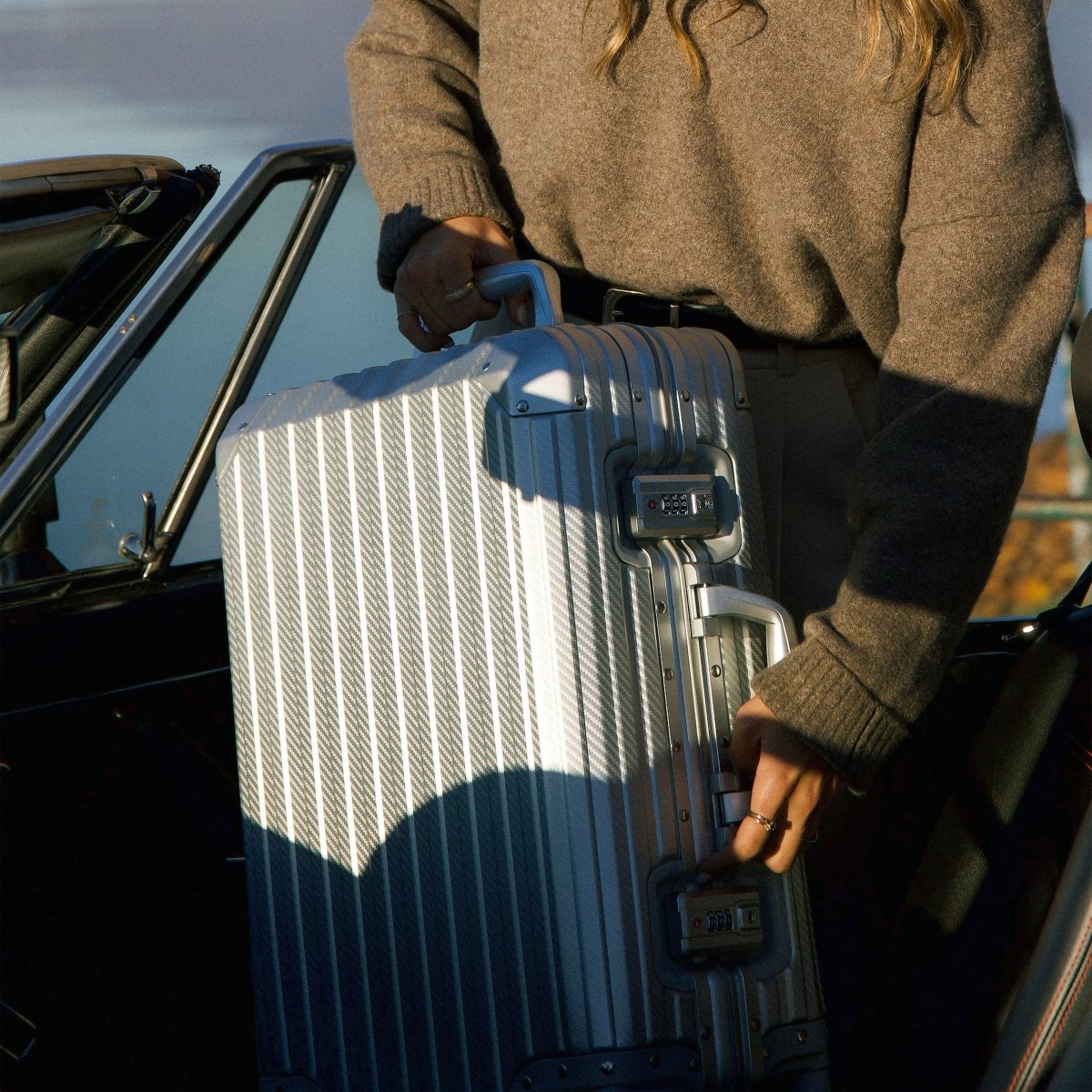 TREVA Aluminum Suitcase Silver - HOUSE OF SHE