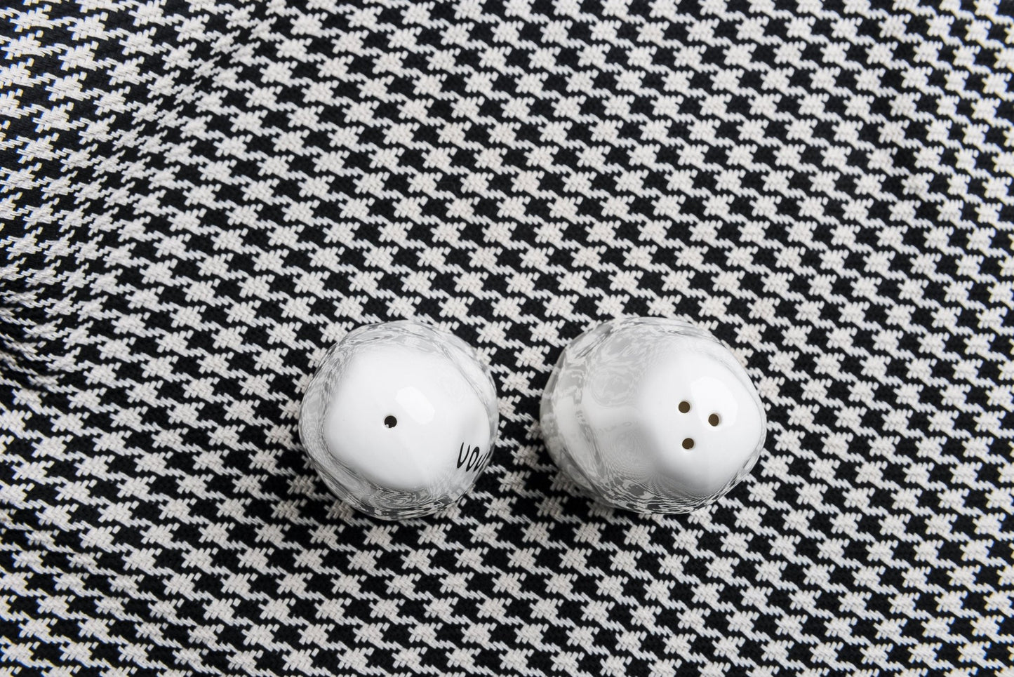 Cocaine & Heroin Salt and Pepper Shakers x David Shrigley - HOUSE OF SHE