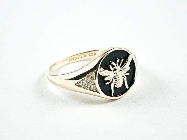 Cute Center Gold Tone Bee Black Enamel Round Shape Gold Tone Silver Ring - HOUSE OF SHE