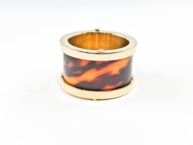 Modern Middle Tortoise Shell Stone Eternity Gold Tone Steel Ring - HOUSE OF SHE