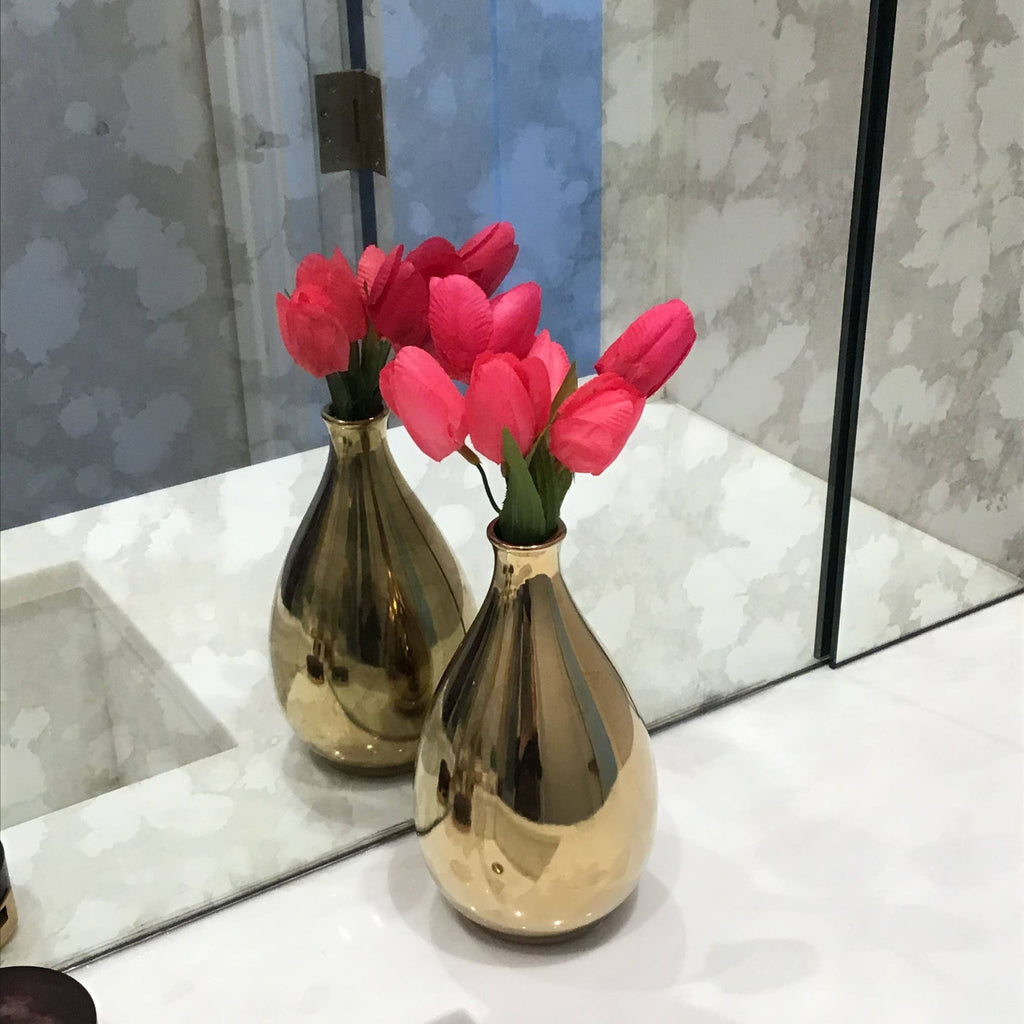 Polished gold Vase with Narrow Opening - HOUSE OF SHE