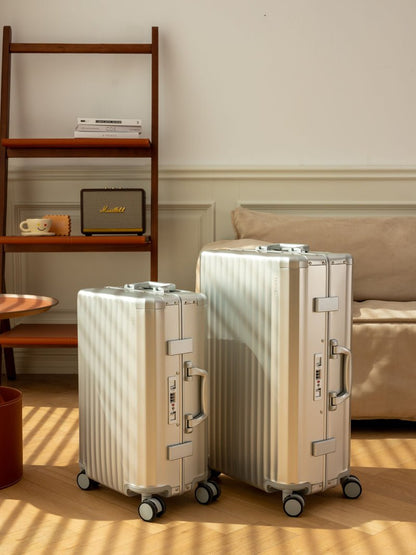 SPACE Aluminum Suitcase Silver - HOUSE OF SHE